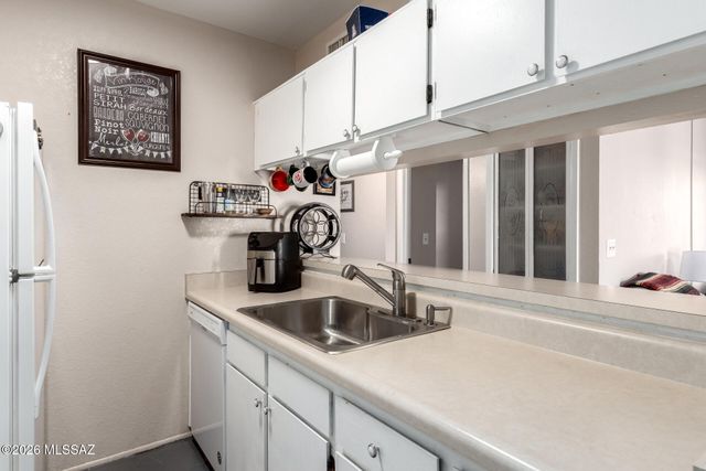 8080 E Speedway Blvd Unit 308, Tucson, AZ 85710