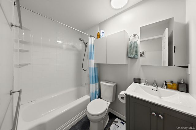 765 Sierra Vista Lane, Valley Cottage, NY 10989