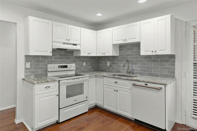 765 Sierra Vista Lane, Valley Cottage, NY 10989