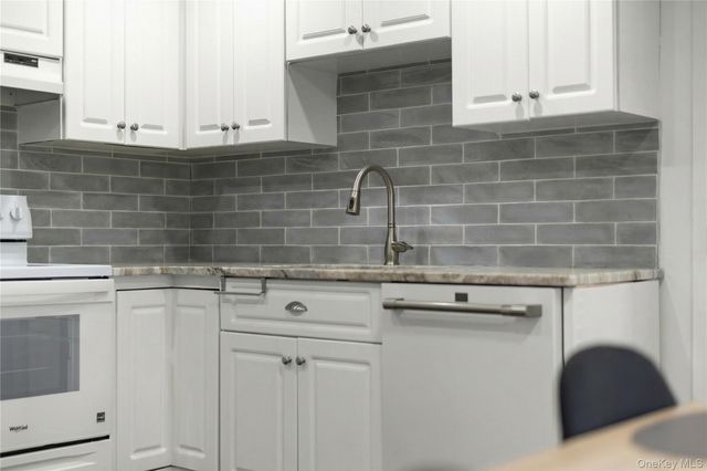 765 Sierra Vista Lane, Valley Cottage, NY 10989