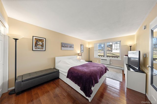 765 Sierra Vista Lane, Valley Cottage, NY 10989