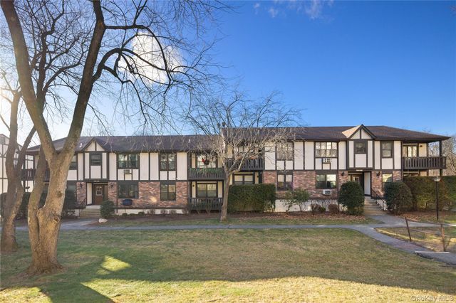 765 Sierra Vista Lane, Valley Cottage, NY 10989