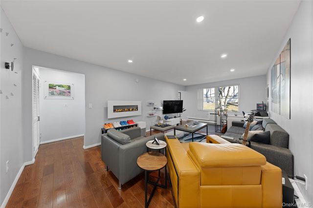 765 Sierra Vista Lane, Valley Cottage, NY 10989