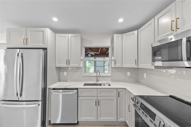 908 Lighthouse Drive, North Palm Beach, FL 33408