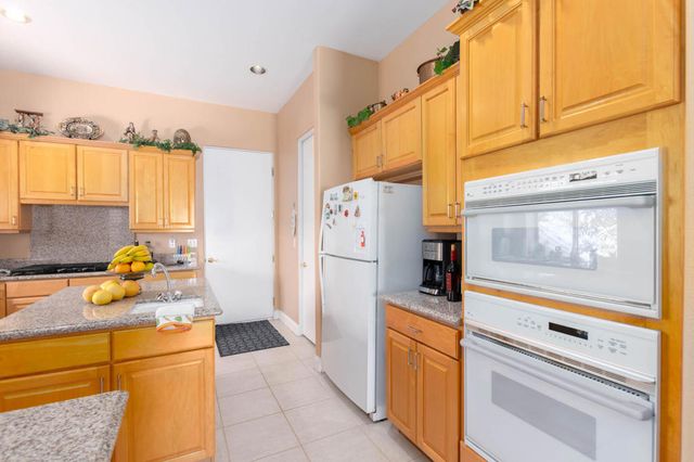 4 Bentley Road, Rancho Mirage, CA 92270