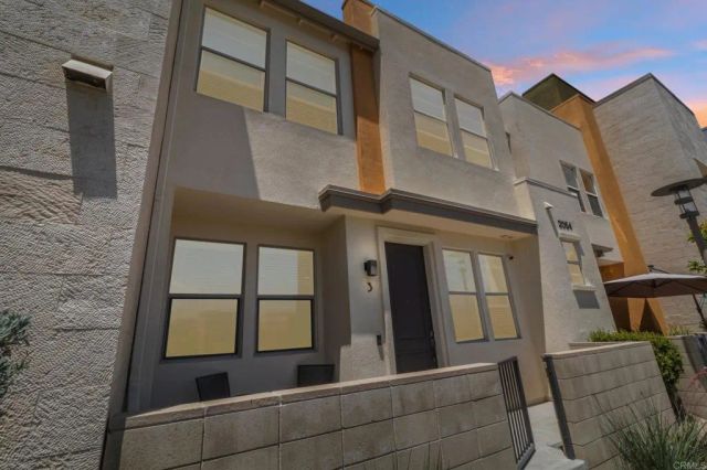 2054 Foxtrot Loop 3, Chula Vista, CA 91915