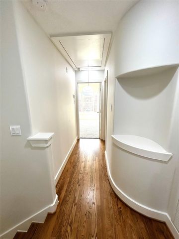 5127 Oasis Park, Houston, TX 77021