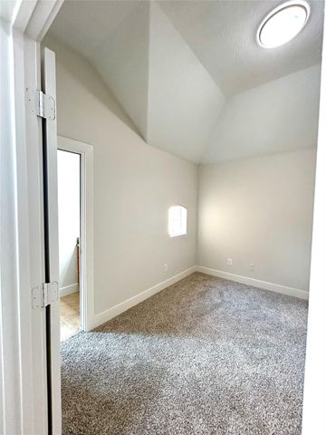 5127 Oasis Park, Houston, TX 77021