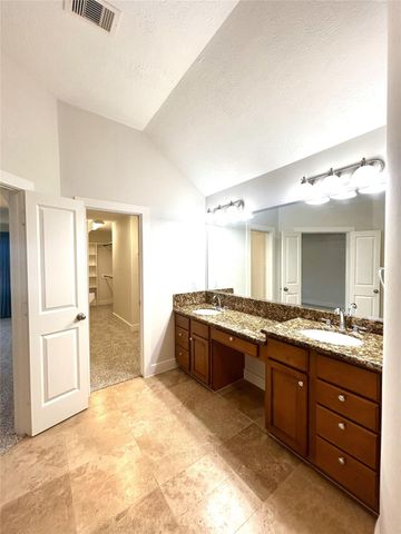 5127 Oasis Park, Houston, TX 77021