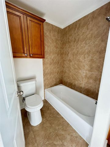 5127 Oasis Park, Houston, TX 77021