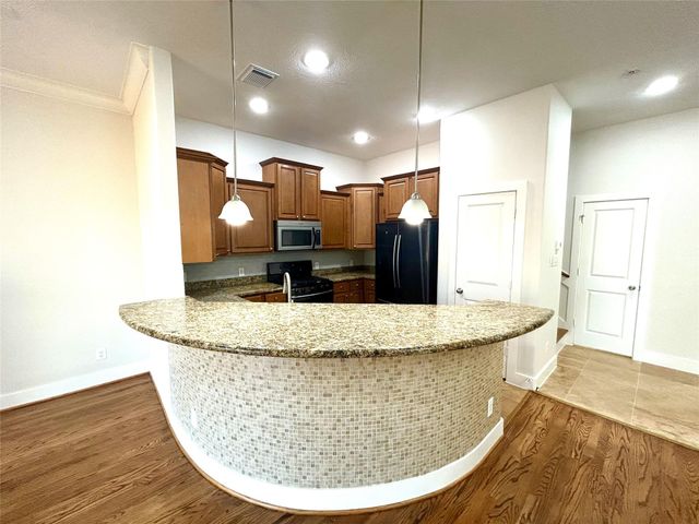 5127 Oasis Park, Houston, TX 77021