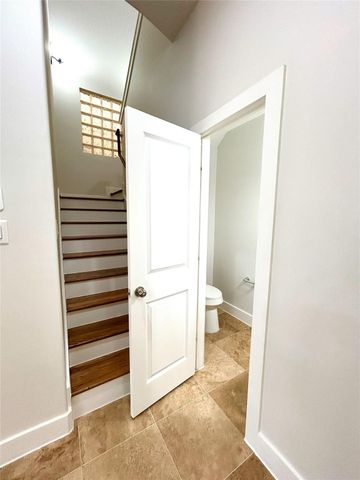 5127 Oasis Park, Houston, TX 77021