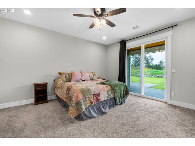 89120 ARROWHEAD Rd, Warrenton, OR 97146