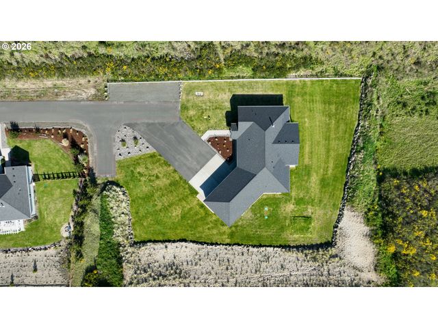 89120 ARROWHEAD Rd, Warrenton, OR 97146