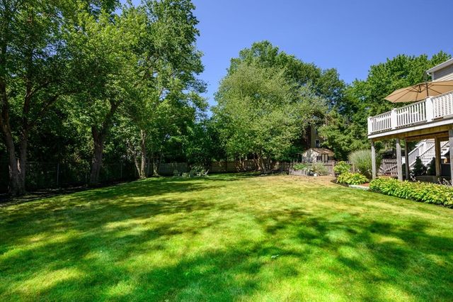 26 French St, Hingham, MA 02043