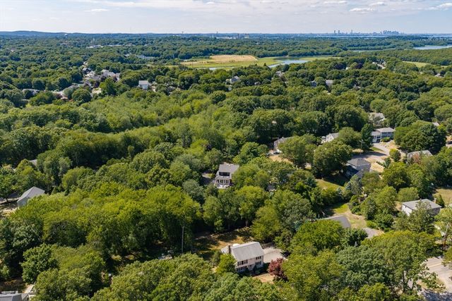 26 French St, Hingham, MA 02043