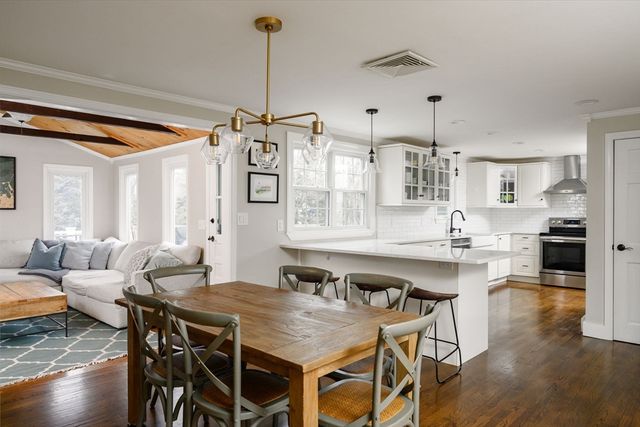26 French St, Hingham, MA 02043