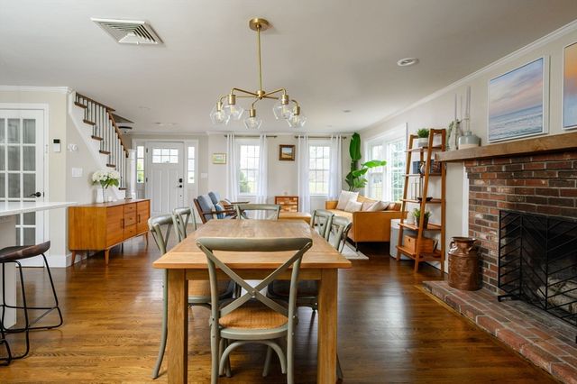 26 French St, Hingham, MA 02043