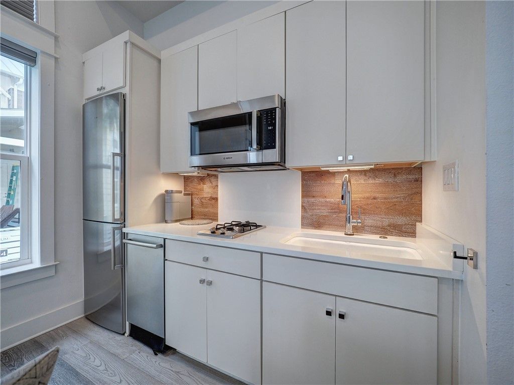 600 Center N 2, Port Aransas, TX 78373 — photo 5