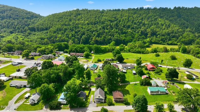 610 Leigh Avenue, Pennington Gap, VA 24277