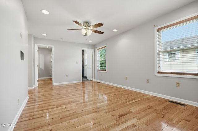 610 Leigh Avenue, Pennington Gap, VA 24277