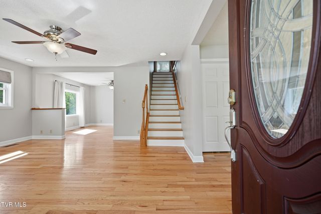 610 Leigh Avenue, Pennington Gap, VA 24277