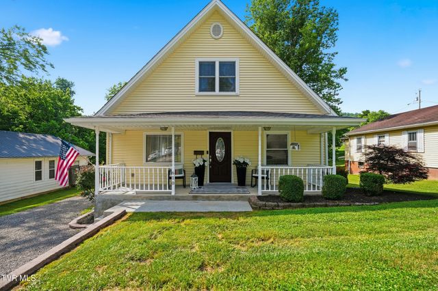 610 Leigh Avenue, Pennington Gap, VA 24277