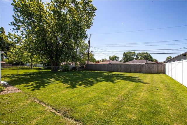 11005 Bobko Boulevard, Parma, OH 44130