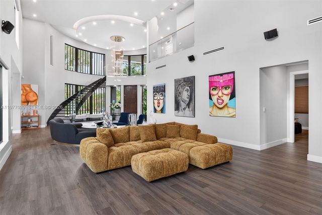 3560 Paddock Rd, Weston, FL 33331