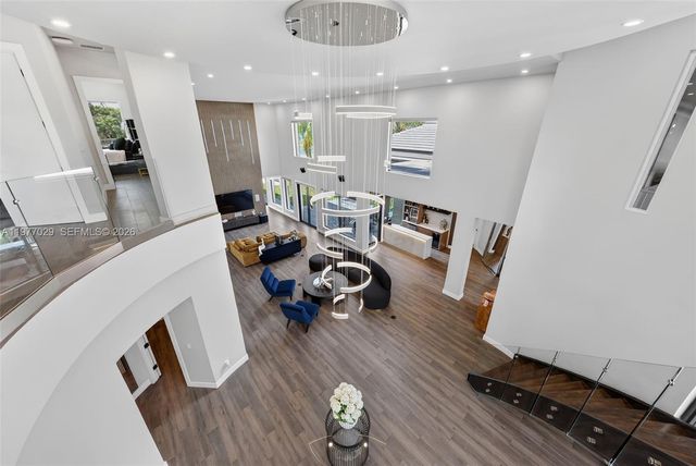 3560 Paddock Rd, Weston, FL 33331