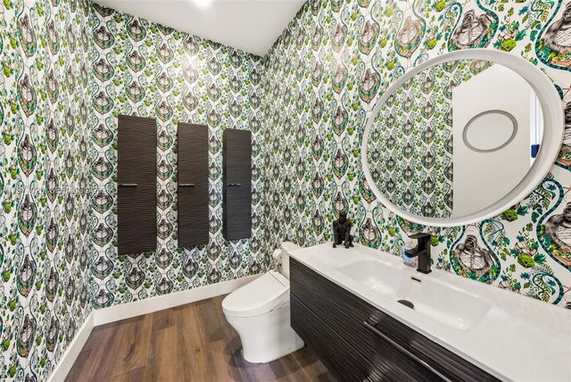 3560 Paddock Rd, Weston, FL 33331