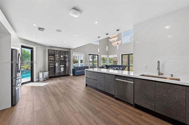 3560 Paddock Rd, Weston, FL 33331