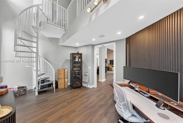 3560 Paddock Rd, Weston, FL 33331