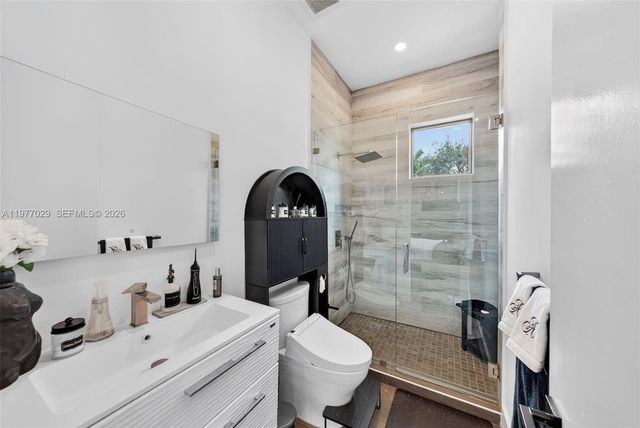 3560 Paddock Rd, Weston, FL 33331