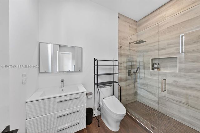 3560 Paddock Rd, Weston, FL 33331