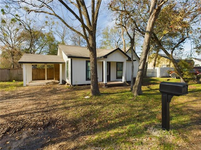 1910 Miller Avenue, Bryan, TX 77801