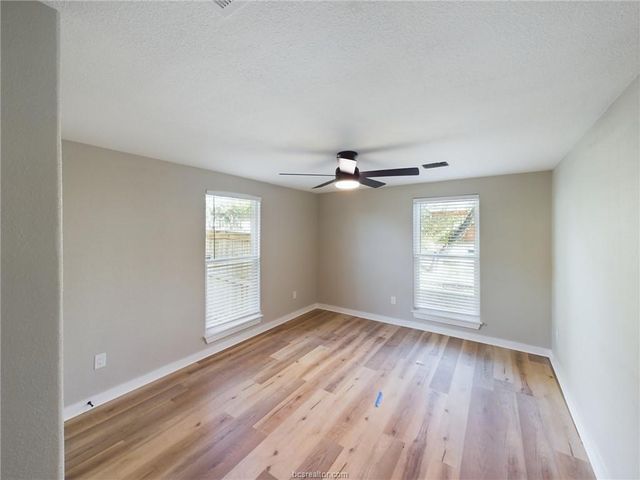 1910 Miller Avenue, Bryan, TX 77801