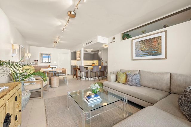 1775 Washington Ave 8F, Miami Beach, FL 33139