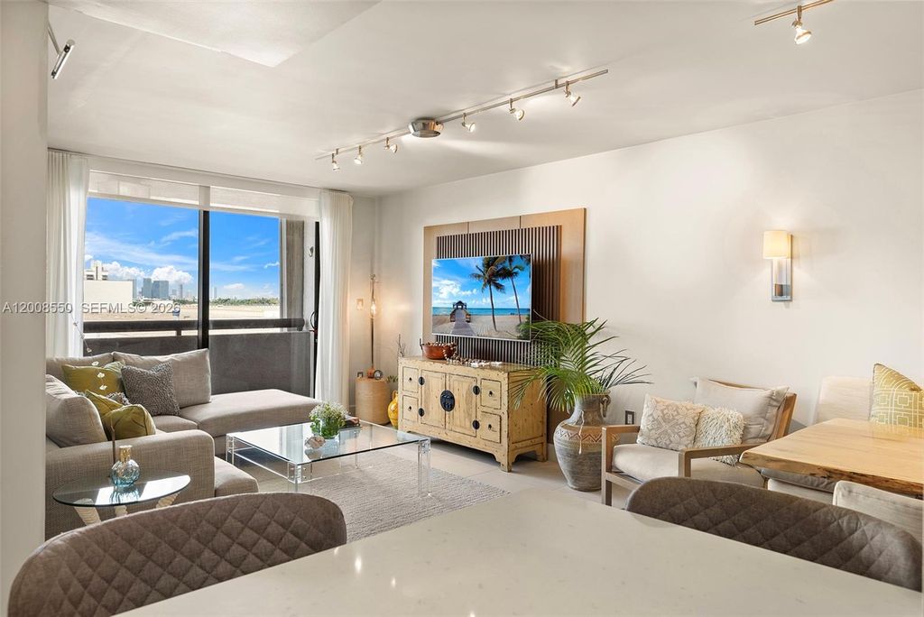 1775 Washington Ave 8F, Miami Beach, FL 33139