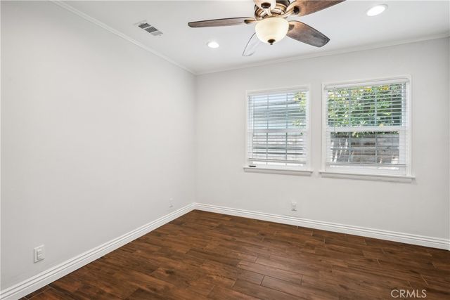 3816 S Victoria Avenue, Los Angeles, CA 90008
