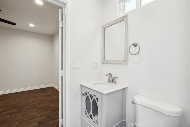 3816 S Victoria Avenue, Los Angeles, CA 90008