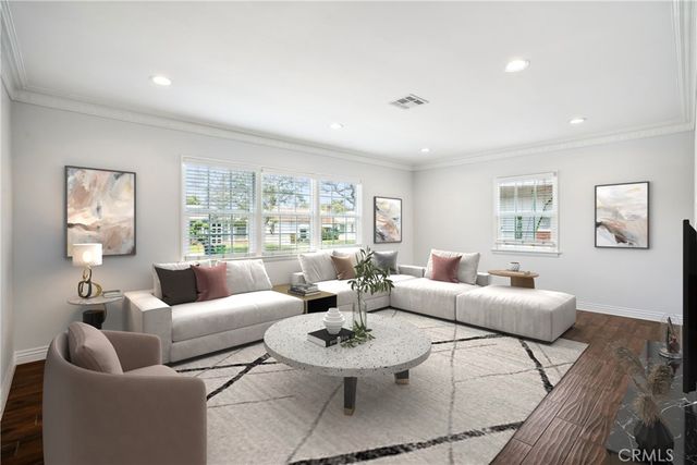 3816 S Victoria Avenue, Los Angeles, CA 90008