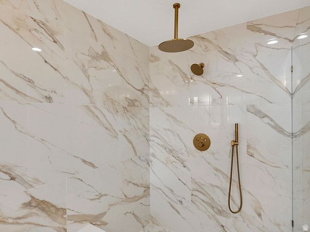 11324 S TRENT DR, South Jordan, UT 84095