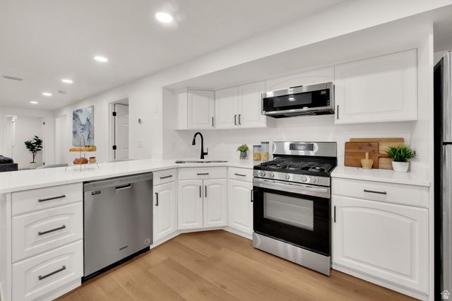 11324 S TRENT DR, South Jordan, UT 84095