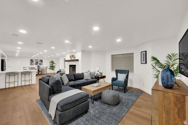 11324 S TRENT DR, South Jordan, UT 84095