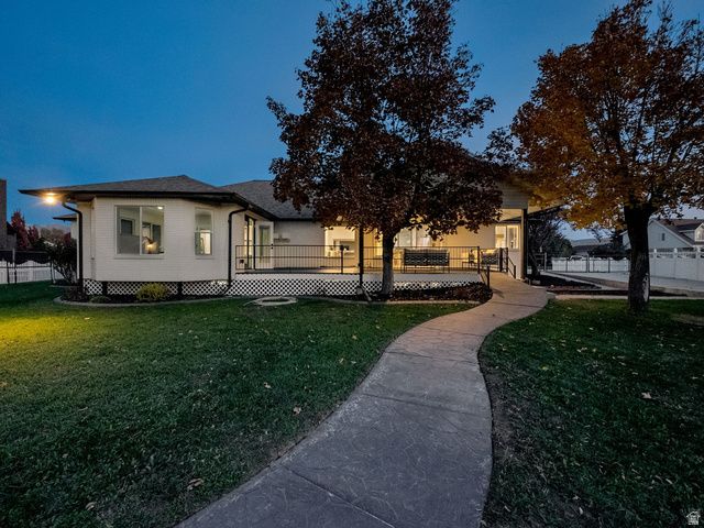 11324 S TRENT DR, South Jordan, UT 84095