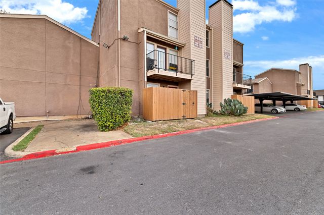 5500 Boca Raton Boulevard 327, Fort Worth, TX 76112