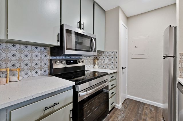 5500 Boca Raton Boulevard 327, Fort Worth, TX 76112