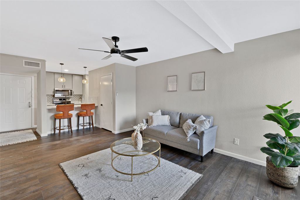 5500 Boca Raton Boulevard 327, Fort Worth, TX 76112