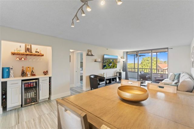 1850 Homewood Boulevard 512, Delray Beach, FL 33445